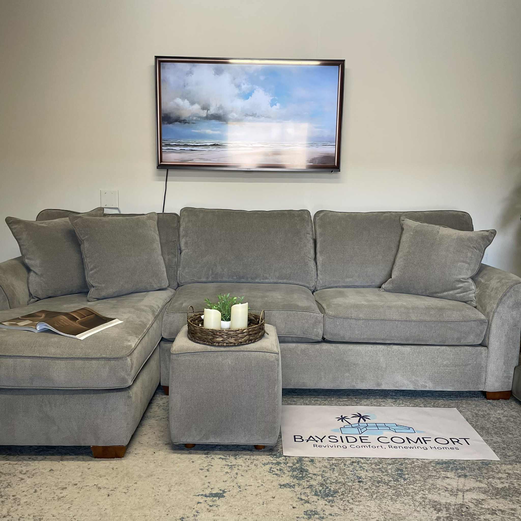 Havertys Grey Taylor 2 Pcs Sectional w/ Ottoman